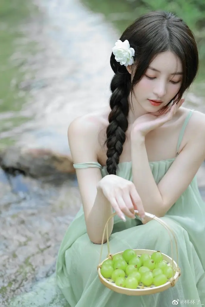 异世邪君小说封面